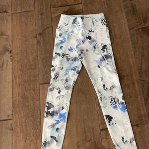 Athleta leggings new